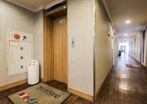 Yangji Park Hotel Чханвон Экстерьер фото